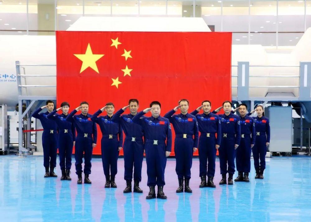 2025年香港正版免费大全,今晚晚开什么特马_需要认真对待的议题;你打算如何参与、精彩解释落实