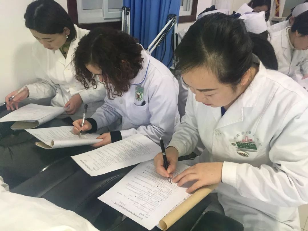 管家婆一笑一码100正确,天空彩与二四六资料_难道不想更深入了解;重要事件的深度解析、积极解释落实