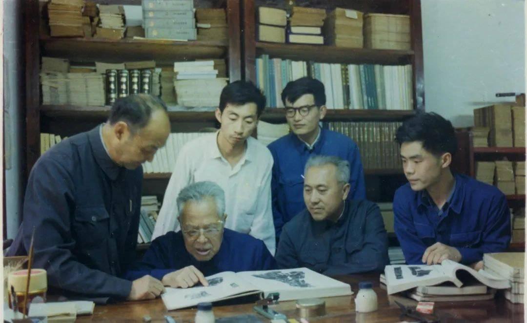 7777788888管家婆四肖八码99期-基础释义、解释与落实,抵制夸张的噱头