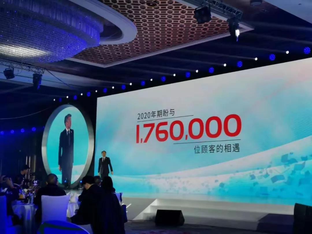 暴露:2025全年資料免費大全权威释义、专家解读解释与落实&8203;看穿不实的伪装